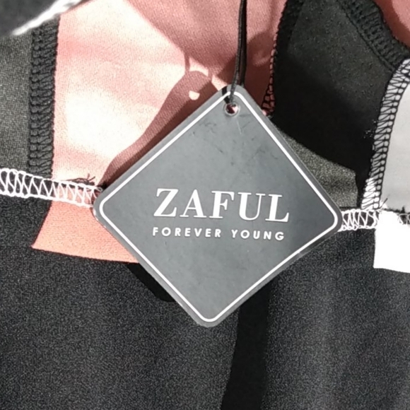 ZAFUL BLACK WHITE PINK CROP TANK TOP MINI SKIRT 2 PIECE SET SIZE 4 NWT - Picture 6 of 9